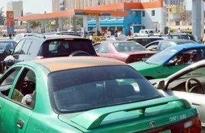 FUEL QUEUE