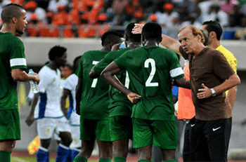 Rohr with Super Eagles