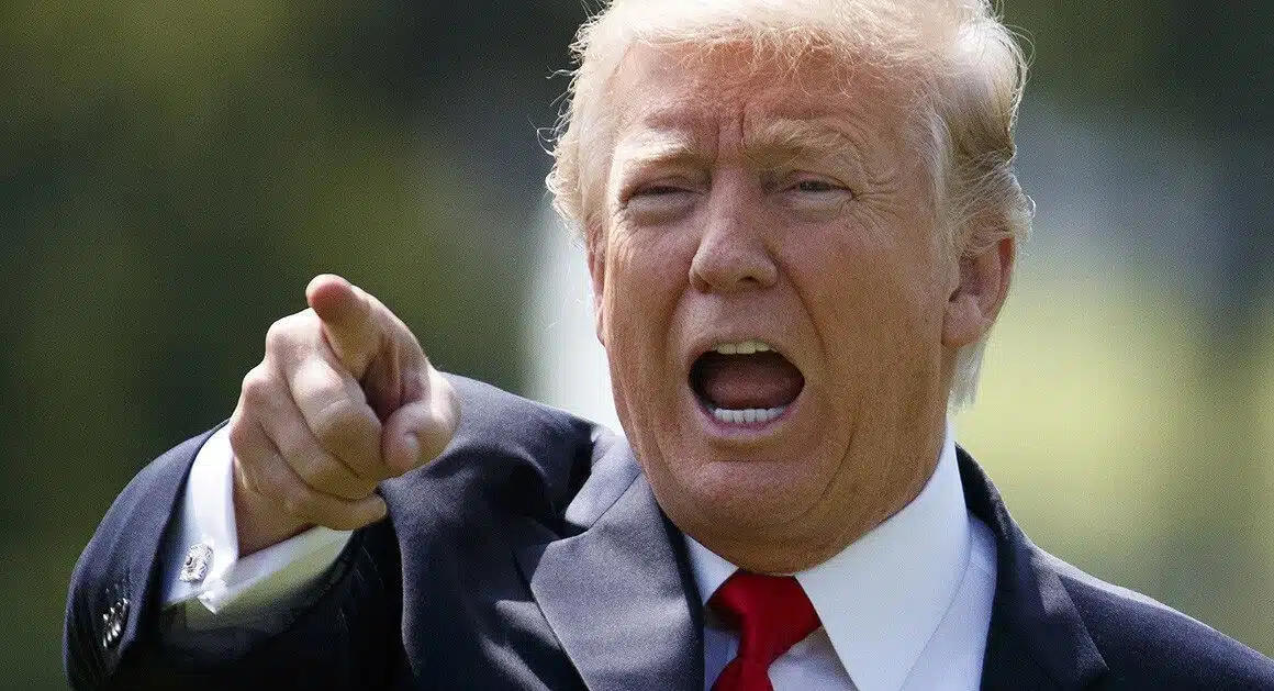 Donnald Trump Oval Office on US Military Strikes On Iran - Gaza Disarmament Deal
