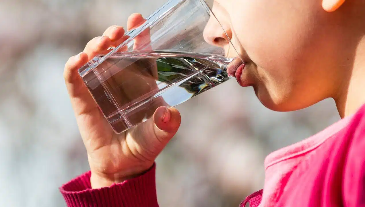 Kidney functioning and Electrolyte - Drinking Enough Water