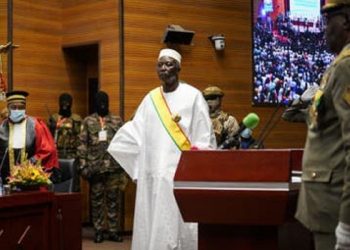 Mali transition president Ndaw sworn in