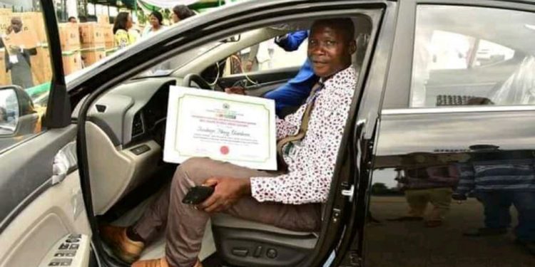 Ekiti Teacher as Best Teacher in Nigeria
