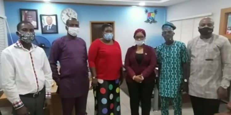 FTAN Excos with Lagos Commissioner for Tourism