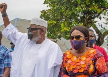 Rotimi Akeredolu with wife
