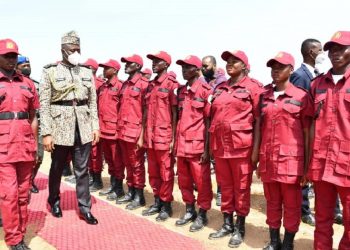 Seyi Makinde with Oyo State Amotekun