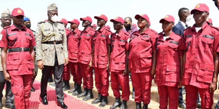 Seyi Makinde with Oyo State Amotekun