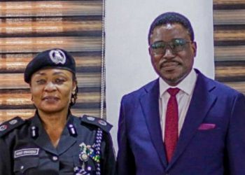 Prof Oyelowo with Oyo CP, Onadeko
