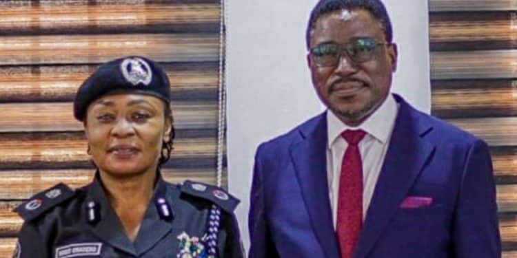 Prof Oyelowo with Oyo CP, Onadeko