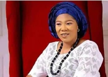 Mrs Arikeade Oni-Salawu