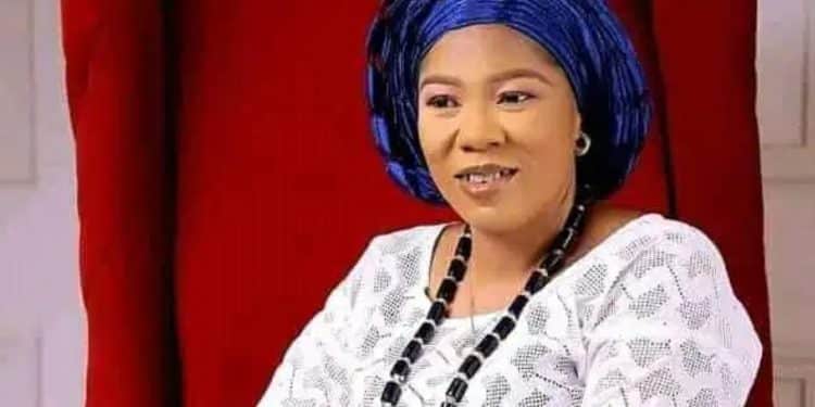 Mrs Arikeade Oni-Salawu