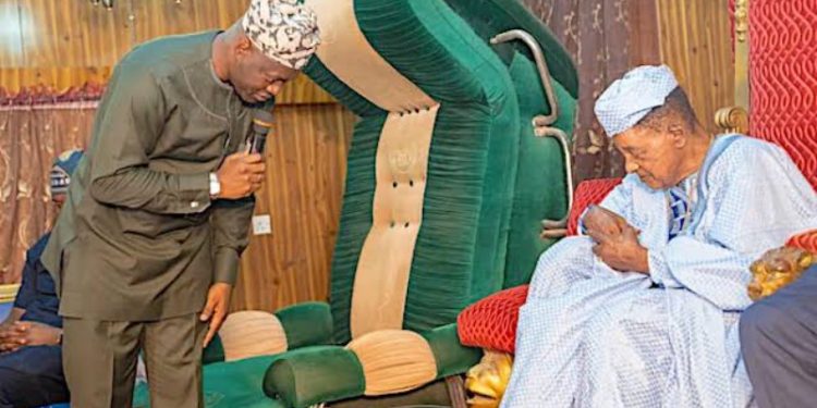 Seyi Makinde with Alaafin Oyo