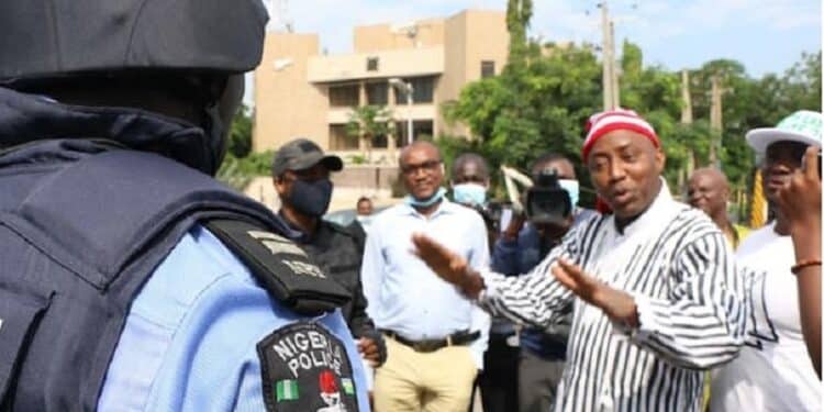 Hoodlums Beat Omoyele Sowore during Nnamdi Kanu trial