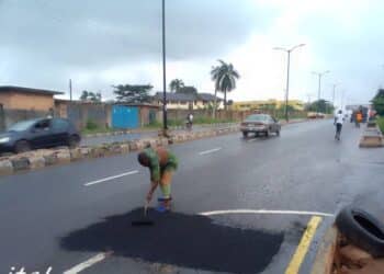Quickborn-Nigeria, Carboncor Repair Ibadan Road