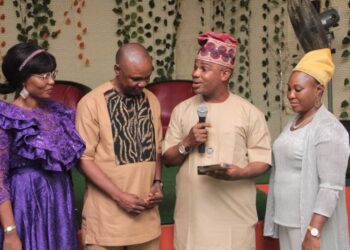 Startrend honours NUJ Chairman, SeyiChicago