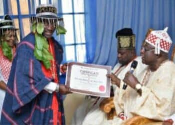 Onimesi confers title on Victor Agunbiade