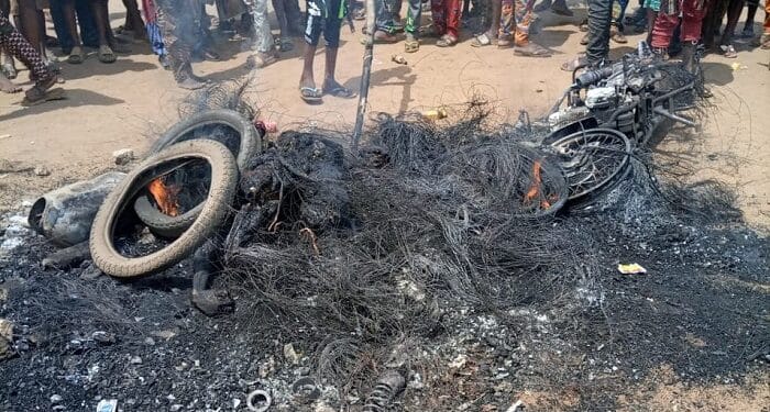 Ritualist burnt in front of Police Station in Ogun