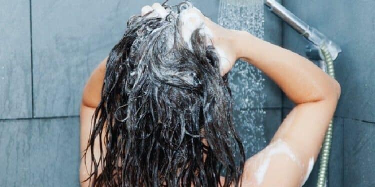 A woman taking her bathe