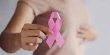 early signs of cancer - Breast Cancer Warning Signs