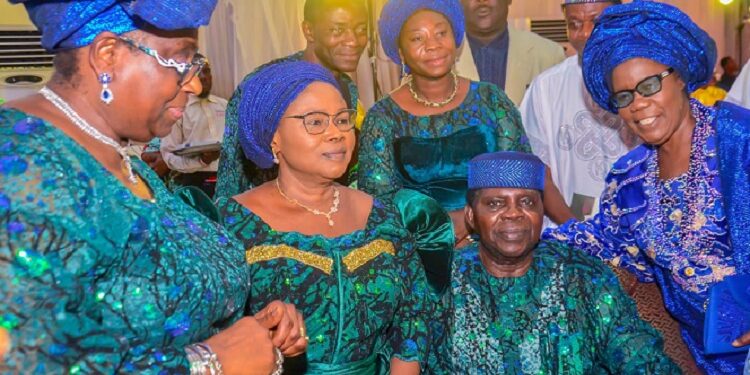 Funmi Aragbaiye Buries Mum In Grand Style