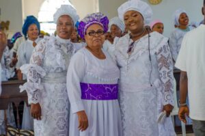 Olatunbosun-Family mum burial