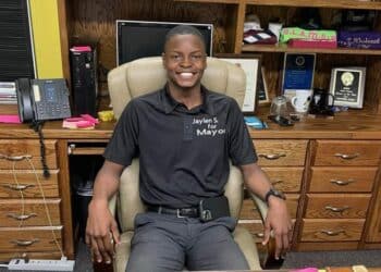 Mayor of US Community