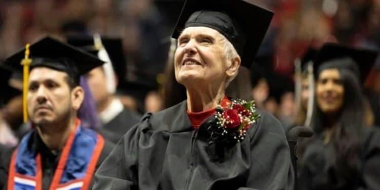 DeFauw oldest graduate of Illinois University