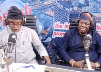 Azeez Adeduntan with Olayinka Agboola