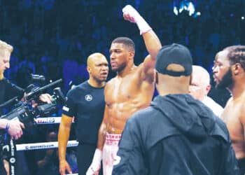 Anthony Joshua breaks London jinx, beats Franklin
