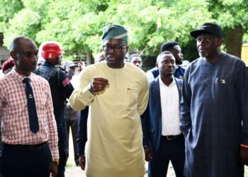 Seyi Makinde Orders OYSROMA To Fix Potholes