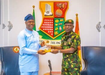 Makinde with Nigerian Army