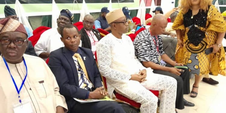 Osogbo Old Students Association, Tunde Busari,