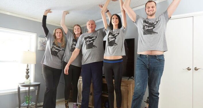 Meet World Tallest Family