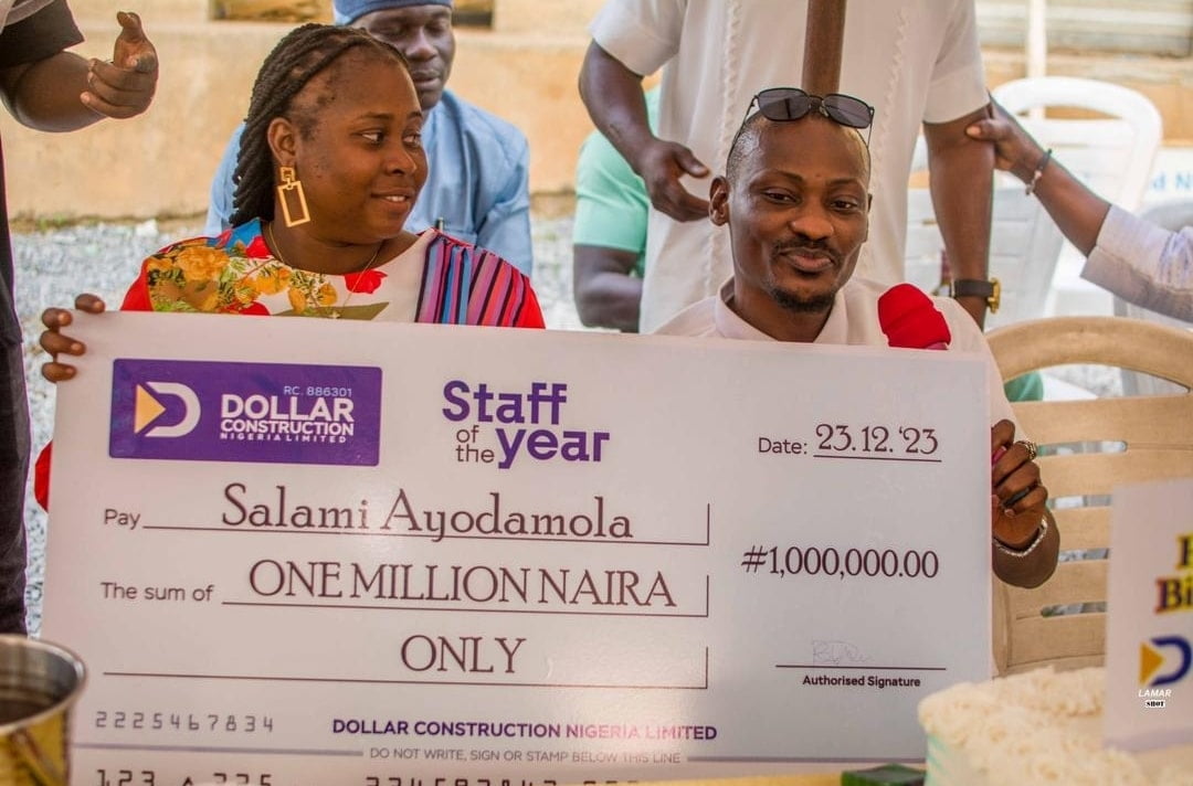 Dollar Construction Company gifts workers3