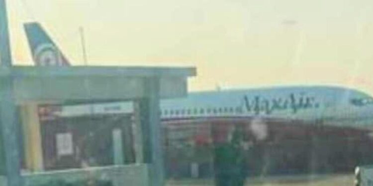 Max Air Plane Aircraft