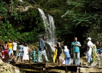 Picnickers at Arita Waterfalls