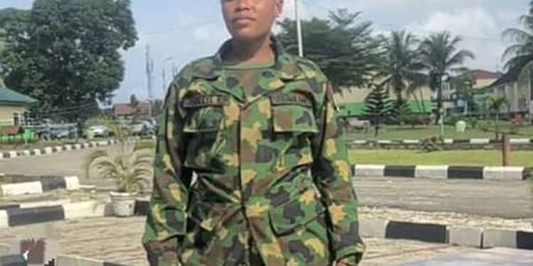 Nigerian female soldier, Ogunleye Ruth Credit TikTok @Ogunleyeruthsavage1
