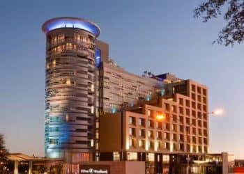hilton windhoek hotel