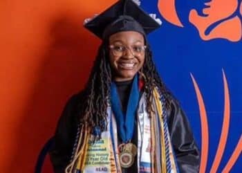 shania muhammad 16 year old youngest teacher