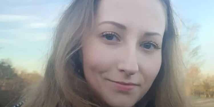 28-Year-Old Woman Demands To Die With Government's Help