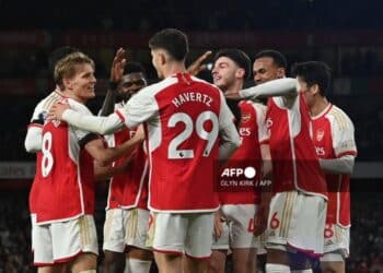 Arsenal Thrash Chelsea To Open Up Premier League Lead