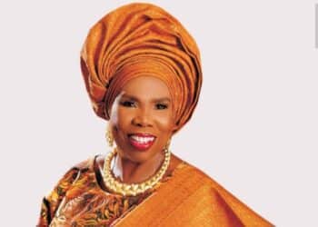 UK-Based Socialite Tokunbo, Siblings Celebrate Mum