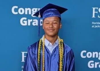 cameron robinson Black Student From Florida Makes History Earns Associate Degree