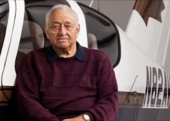 David Harris the First Black Pilot For Commercial