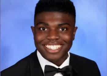 timi adelakun florida high school student first black valedictorian