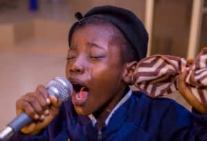 Omoba Akikitan Ministering