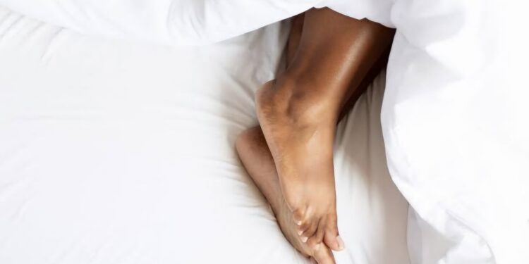 Why men should sleep nacked