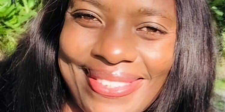 sthembile_mngwengwe_black_woman_cleaner_graduates_college