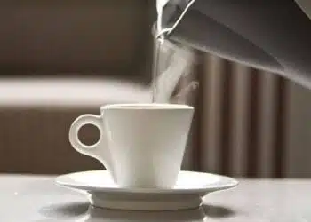 Benefits of Warm Water - Best Morning Drinks For Kidney Health