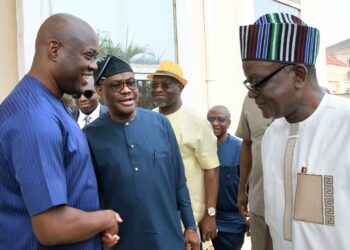 Nyesom Wike leads G-5 Political Heavyweights on condolence Visit to Seyi Makinde