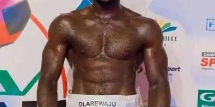 Tragedy As Nigerian Boxer Collapses